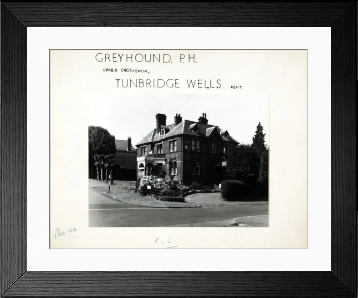 Framed Print : Photograph of Greyhound PH, Tunbridge Wells, Kent Framed Print : Photograph of Greyhound PH, Tunbridge Wells, Kent