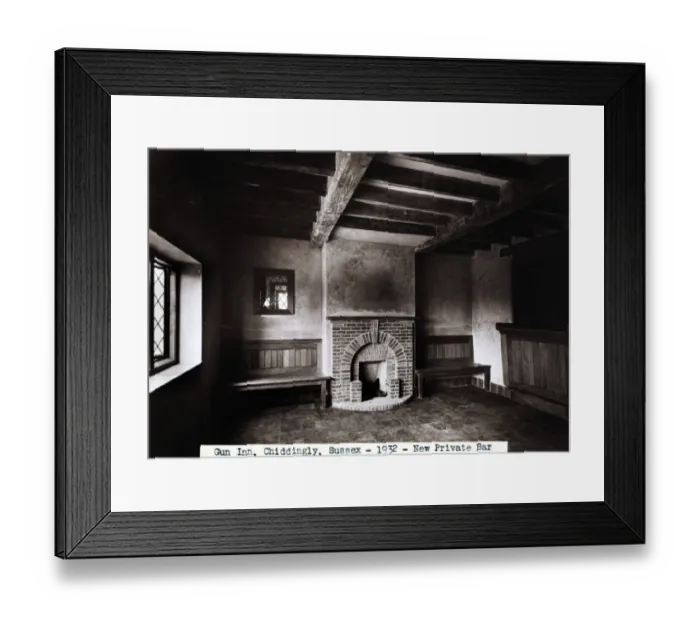 Framed Print : Photograph of Gun Inn, Chiddingley, Sussex
