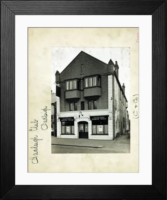 Framed Print : Photograph of Hadleigh Club, Hadleigh, Essex Framed Print : Photograph of Hadleigh Club, Hadleigh, Essex