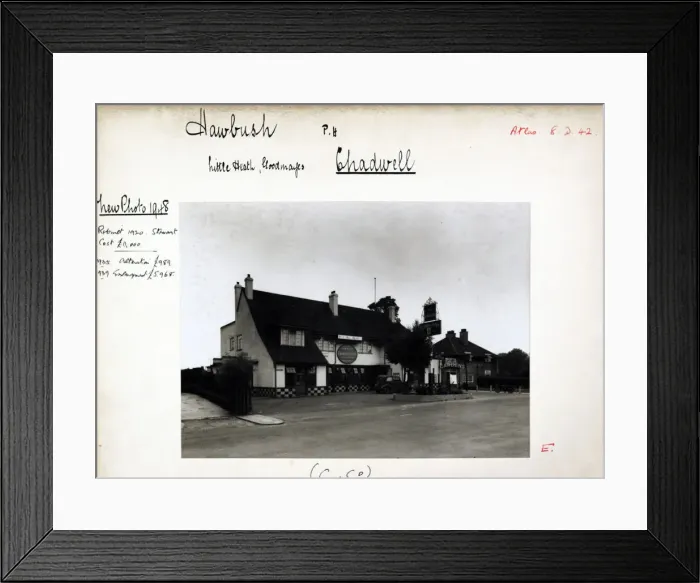 Framed Print : Photograph of Hawbush PH, Chadwell Heath, Greater London Framed Print : Photograph of Hawbush PH, Chadwell Heath, Greater London
