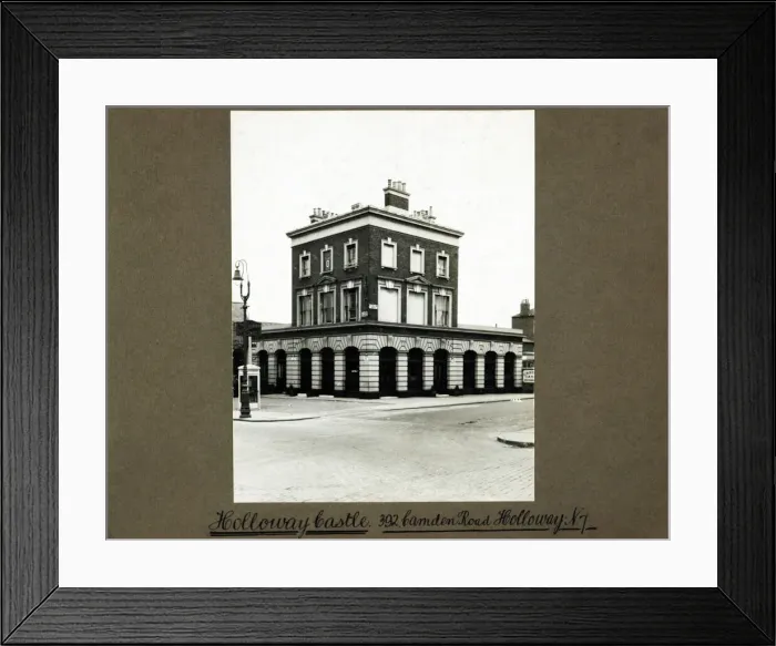 Framed Print : Photograph of Holloway Castle PH, Holloway, London Framed Print : Photograph of Holloway Castle PH, Holloway, London