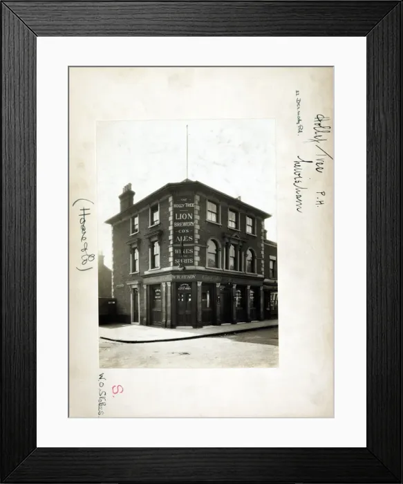 Framed Print : Photograph of Holly Tree PH, Lewisham, London Framed Print : Photograph of Holly Tree PH, Lewisham, London