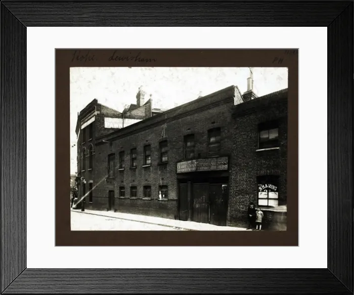 Framed Print : Photograph of Hope PH, Lewisham, London Framed Print : Photograph of Hope PH, Lewisham, London