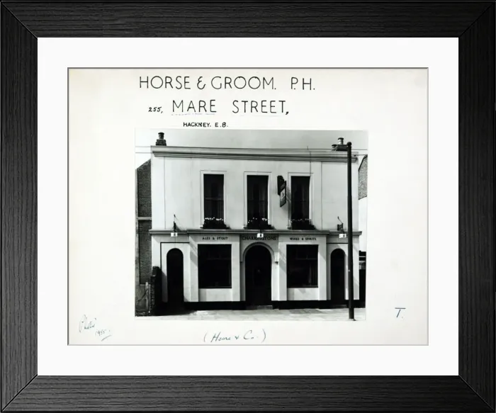 Framed Print : Photograph of Horse & Groom PH, Hackney, London Framed Print : Photograph of Horse & Groom PH, Hackney, London