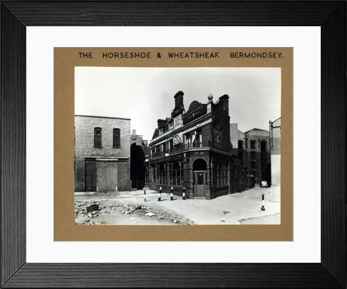 Framed Print : Photograph of Horseshoe & Wheatsheaf PH, Bermondsey, London Framed Print : Photograph of Horseshoe & Wheatsheaf PH, Bermondsey, London