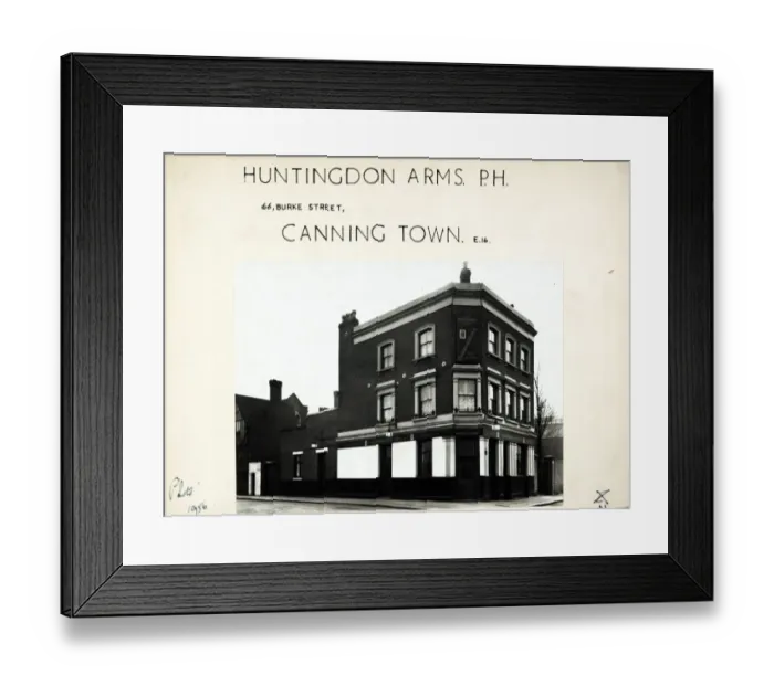 Framed Print : Photograph of Huntingdon Arms, Canning Town, London Framed Print : Photograph of Huntingdon Arms, Canning Town, London