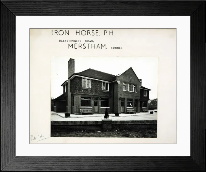 Framed Print : Photograph of Iron Horse PH, Merstham, Surrey Framed Print : Photograph of Iron Horse PH, Merstham, Surrey