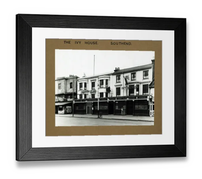 Framed Print : Photograph of Ivy House PH, Southend, Essex Framed Print : Photograph of Ivy House PH, Southend, Essex