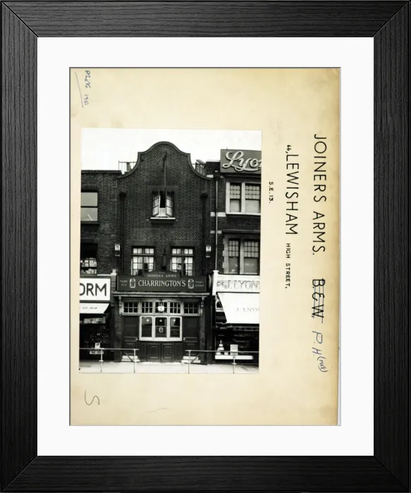 Framed Print : Photograph of Joiners Arms, Lewisham, London Framed Print : Photograph of Joiners Arms, Lewisham, London