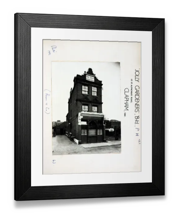 Framed Print : Photograph of Jolly Gardeners PH, Clapham, London Framed Print : Photograph of Jolly Gardeners PH, Clapham, London
