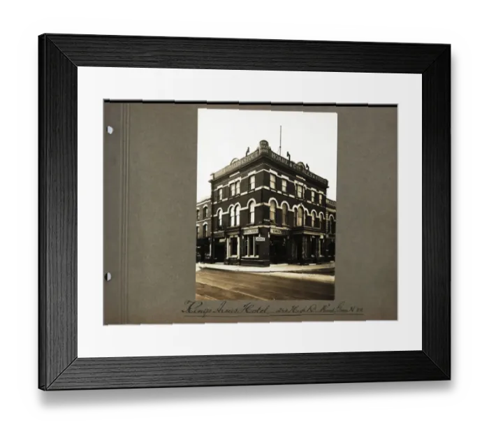Framed Print : Photograph of Kings Arms, Wood Green, London Framed Print : Photograph of Kings Arms, Wood Green, London