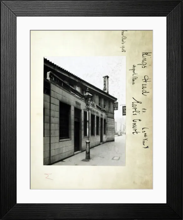 Framed Print : Photograph of Kings Head PH, Earls Court, London Framed Print : Photograph of Kings Head PH, Earls Court, London