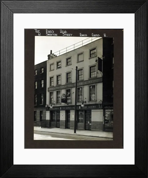Framed Print : Photograph of Kings Head PH, Kings Cross, London Framed Print : Photograph of Kings Head PH, Kings Cross, London