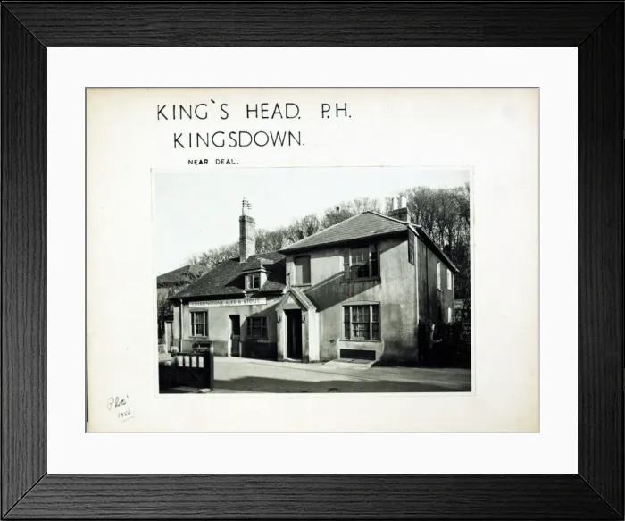 Framed Print : Photograph of Kings Head PH, Kingsdown, Kent Framed Print : Photograph of Kings Head PH, Kingsdown, Kent