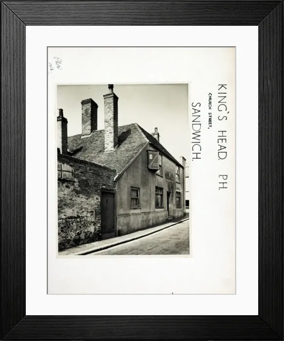 Framed Print : Photograph of Kings Head PH, Sandwich, Kent Framed Print : Photograph of Kings Head PH, Sandwich, Kent