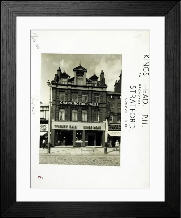 Framed Print : Photograph of Kings Head PH, Stratford, London Framed Print : Photograph of Kings Head PH, Stratford, London