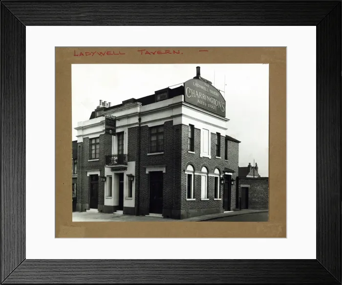 Framed Print : Photograph of Ladywell Tavern, Lewisham, London Framed Print : Photograph of Ladywell Tavern, Lewisham, London