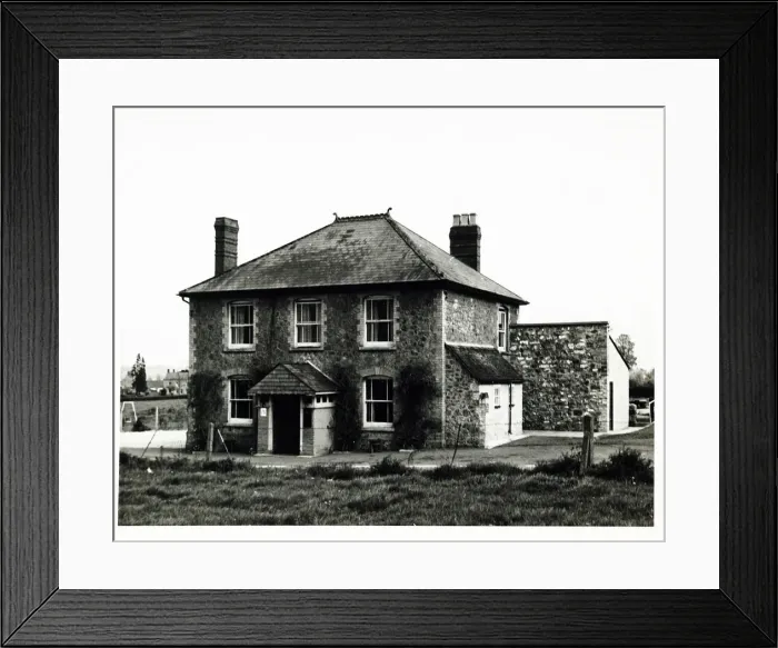 Framed Print : Photograph of Lamb Inn, Ilminster, Somerset Framed Print : Photograph of Lamb Inn, Ilminster, Somerset