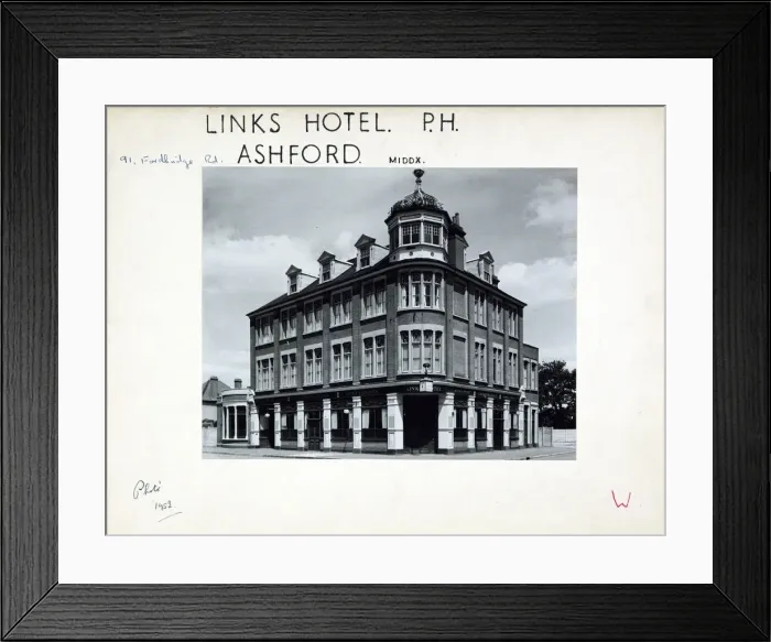 Framed Print : Photograph of Links Hotel, Ashford, Kent Framed Print : Photograph of Links Hotel, Ashford, Kent