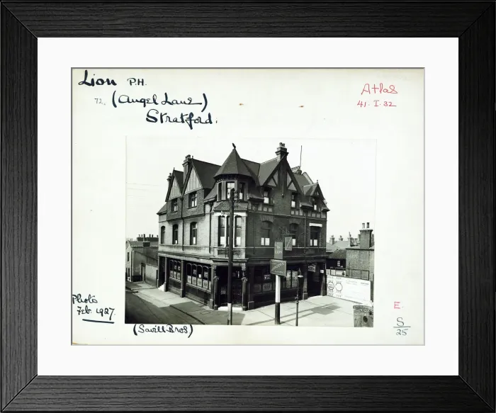 Framed Print : Photograph of Lion PH, Stratford, London Framed Print : Photograph of Lion PH, Stratford, London