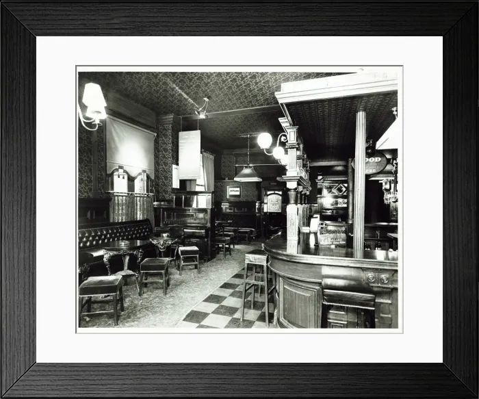 Framed Print : Photograph of Little Driver PH, Bow, London Framed Print : Photograph of Little Driver PH, Bow, London