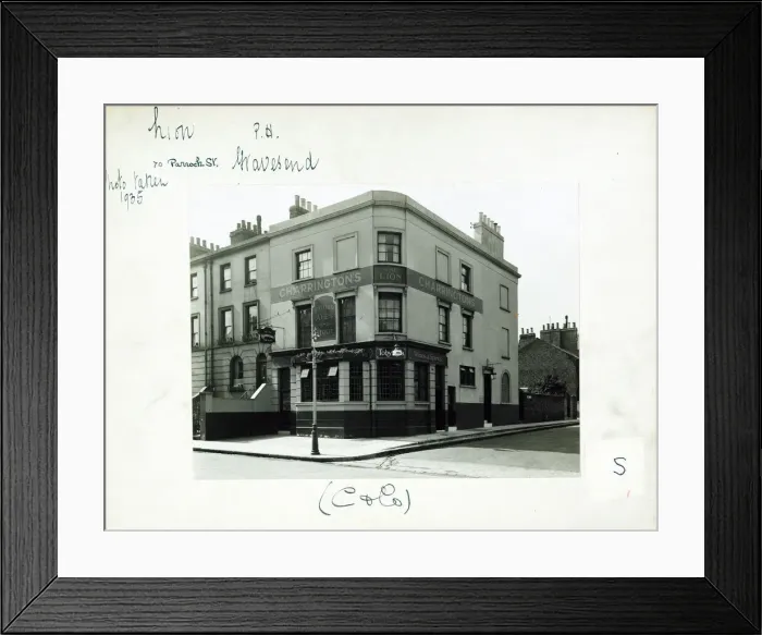 Framed Print : Photograph of Lion PH, Gravesend, Kent Framed Print : Photograph of Lion PH, Gravesend, Kent