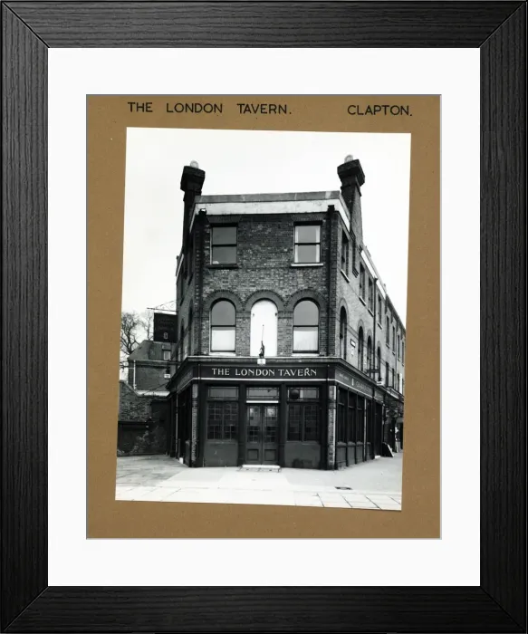Framed Print : Photograph of London Tavern, Clapton, London Framed Print : Photograph of London Tavern, Clapton, London