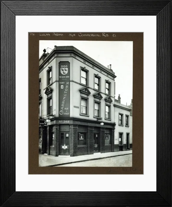 Framed Print : Photograph of Lucas Arms, Stepney, London Framed Print : Photograph of Lucas Arms, Stepney, London