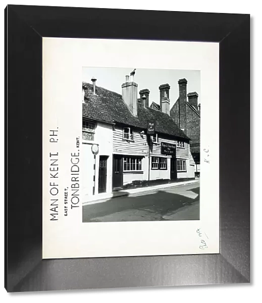 Photograph of Man Of Kent PH, Tonbridge, Kent