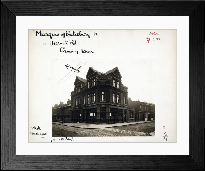 Framed Print : Photograph of Marquis Of Salisbury PH, Canning Town, London Framed Print : Photograph of Marquis Of Salisbury PH, Canning Town, London