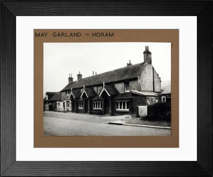 Framed Print : Photograph of May Garland PH, Horam, Sussex Framed Print : Photograph of May Garland PH, Horam, Sussex