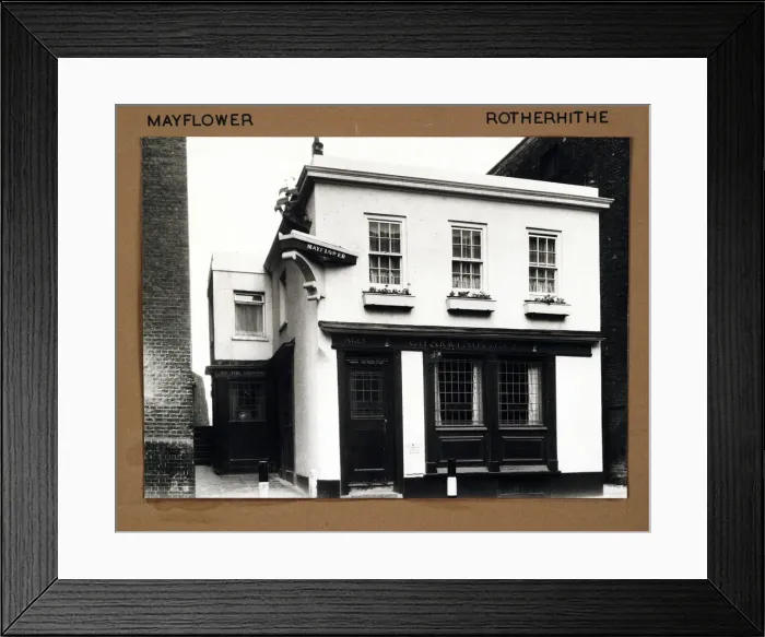 Framed Print : Photograph of Mayflower PH, Rotherhithe, London