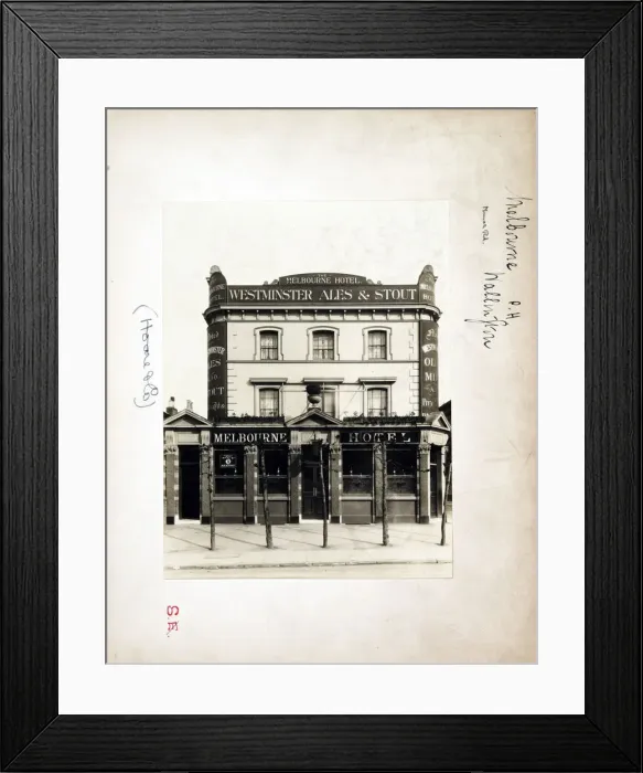 Framed Print : Photograph of Melbourne Hotel, Wallington, Surrey Framed Print : Photograph of Melbourne Hotel, Wallington, Surrey