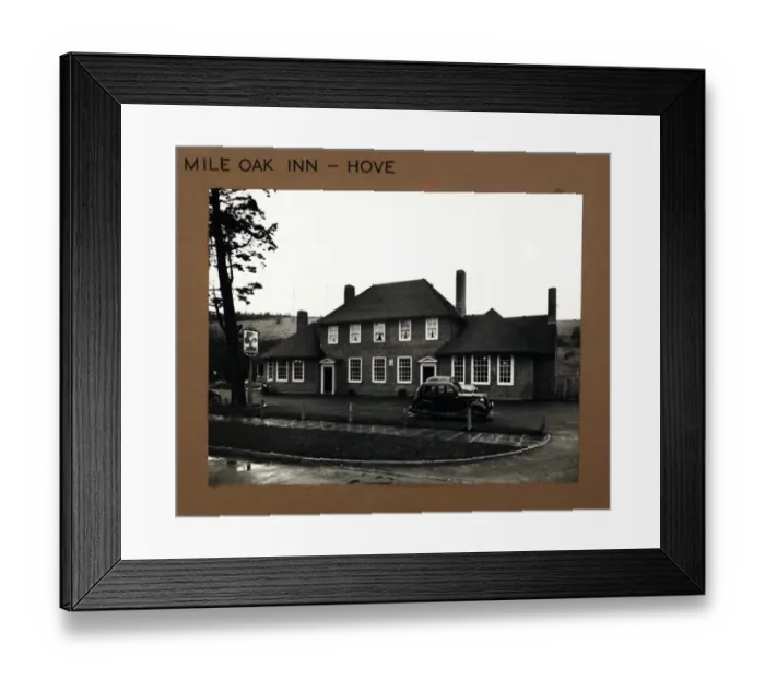 Framed Print : Photograph of Mile Oak Inn, Hove, Sussex Framed Print : Photograph of Mile Oak Inn, Hove, Sussex