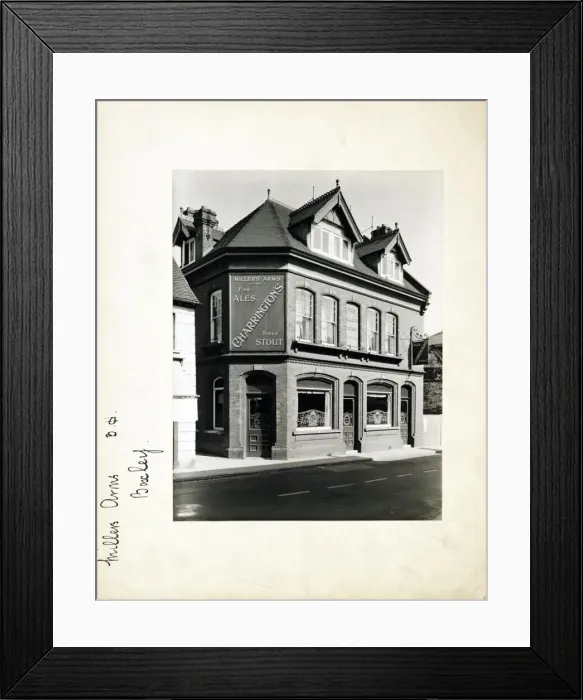 Framed Print : Photograph of Millers Arms, Bexleyheath, Greater London Framed Print : Photograph of Millers Arms, Bexleyheath, Greater London