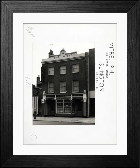 Framed Print : Photograph of Mitre PH, Islington, London Framed Print : Photograph of Mitre PH, Islington, London