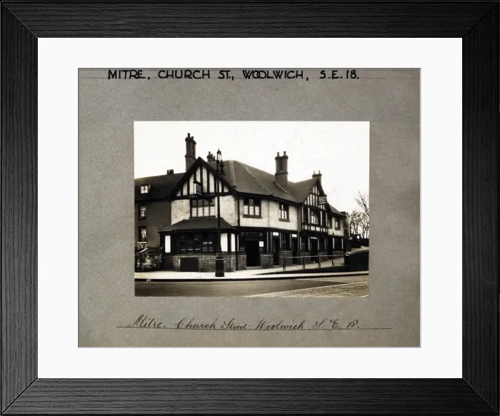 Framed Print : Photograph of Mitre PH, Woolwich, London Framed Print : Photograph of Mitre PH, Woolwich, London