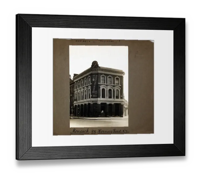 Framed Print : Photograph of Monarch PH, Holloway, London Framed Print : Photograph of Monarch PH, Holloway, London