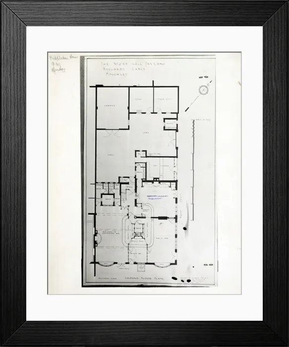 Framed Print : Photograph of Moss Hall Tavern, Finchley, London Framed Print : Photograph of Moss Hall Tavern, Finchley, London