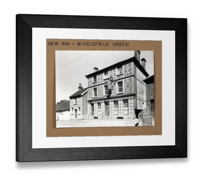 Framed Print : Photograph of New Inn, Haywards Heath, Sussex Framed Print : Photograph of New Inn, Haywards Heath, Sussex