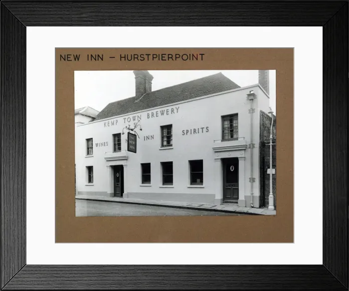 Framed Print : Photograph of New Inn, Hurstpierpoint, Sussex Framed Print : Photograph of New Inn, Hurstpierpoint, Sussex