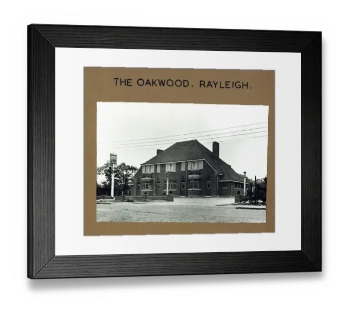 Framed Print : Photograph of Oakwood PH, Eastwood, Essex Framed Print : Photograph of Oakwood PH, Eastwood, Essex