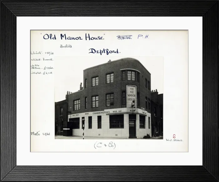 Framed Print : Photograph of Old Manor House PH, Deptford (New), London Framed Print : Photograph of Old Manor House PH, Deptford (New), London