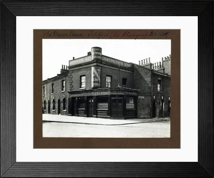 Framed Print : Photograph of Old Manor House PH, Deptford (Old), London Framed Print : Photograph of Old Manor House PH, Deptford (Old), London
