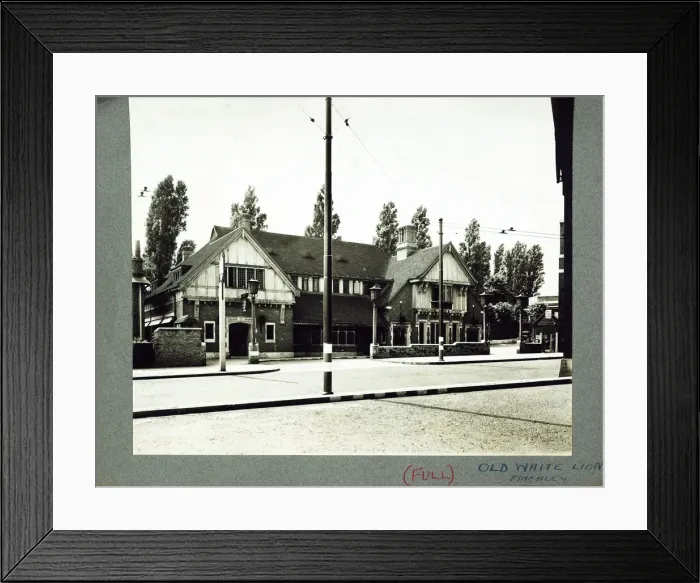 Framed Print : Photograph of Old White Lion PH, Finchley, London Framed Print : Photograph of Old White Lion PH, Finchley, London