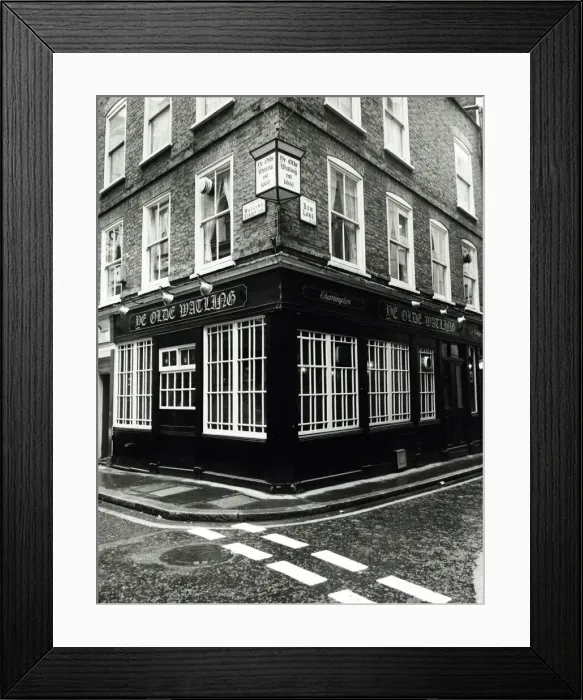 Framed Print : Photograph of Olde Watling PH, Bow, London Framed Print : Photograph of Olde Watling PH, Bow, London