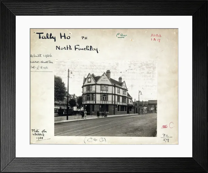 Framed Print : Photograph of Park Road Hotel, North Finchley (New), London Framed Print : Photograph of Park Road Hotel, North Finchley (New), London