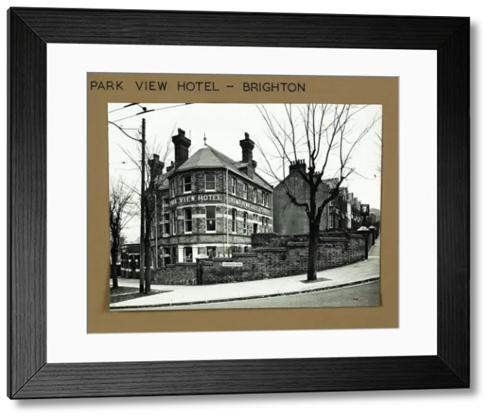 Framed Print : Photograph of Park View Hotel, Brighton, Sussex Framed Print : Photograph of Park View Hotel, Brighton, Sussex