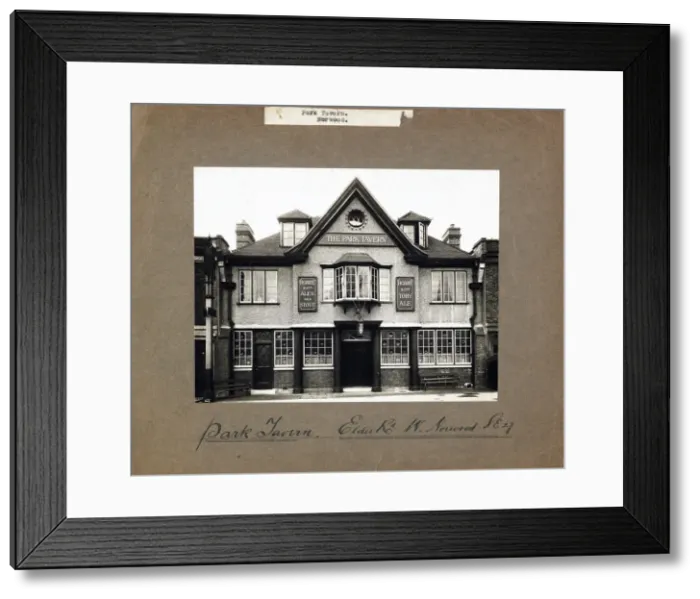 Framed Print : Photograph of Park Tavern, West Norwood, London Framed Print : Photograph of Park Tavern, West Norwood, London