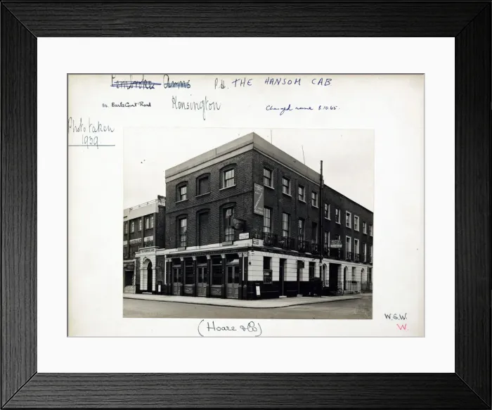 Framed Print : Photograph of Pembroke PH, Kensington, London Framed Print : Photograph of Pembroke PH, Kensington, London